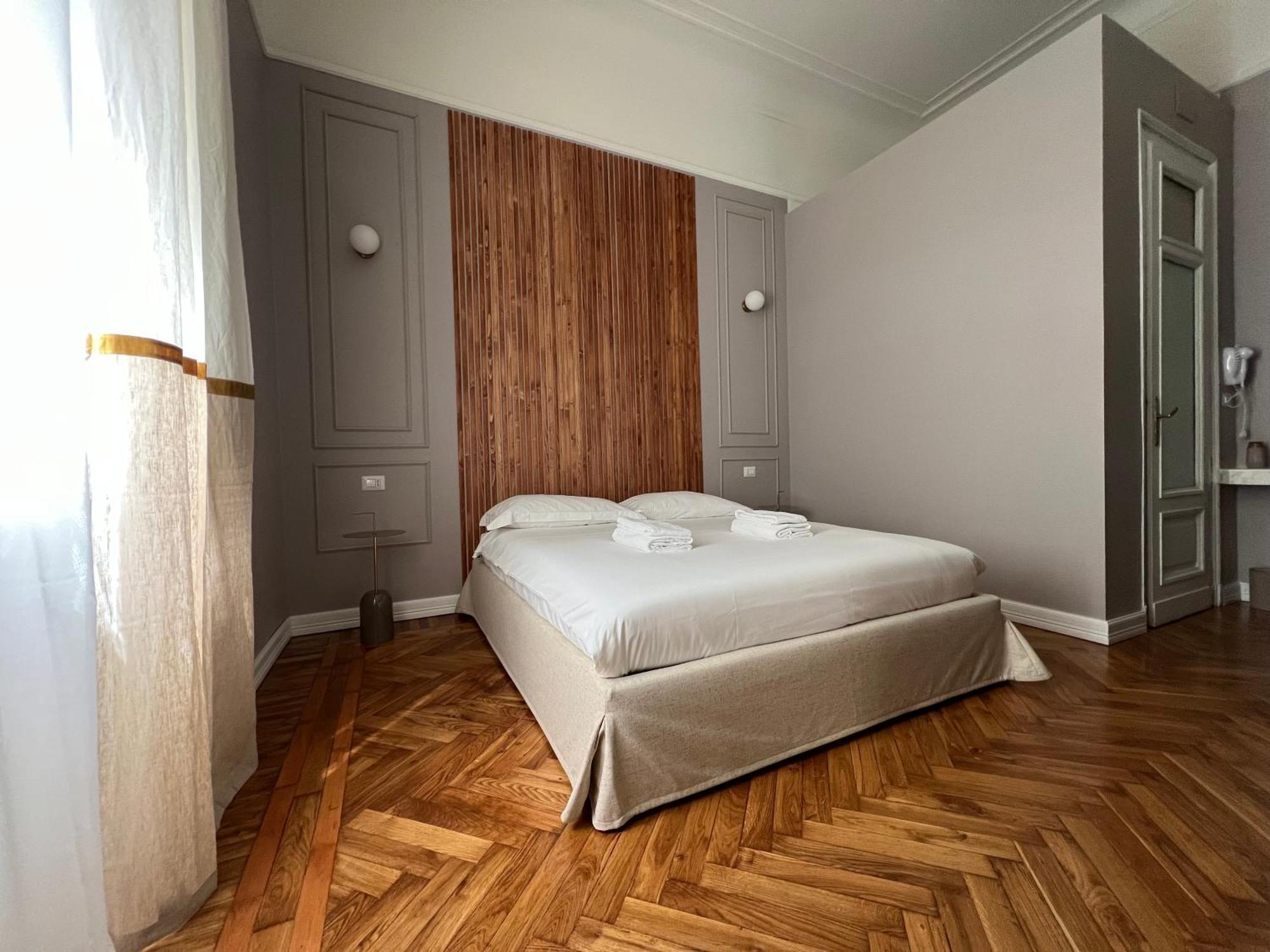 Turin Central Cavour Extérieur photo